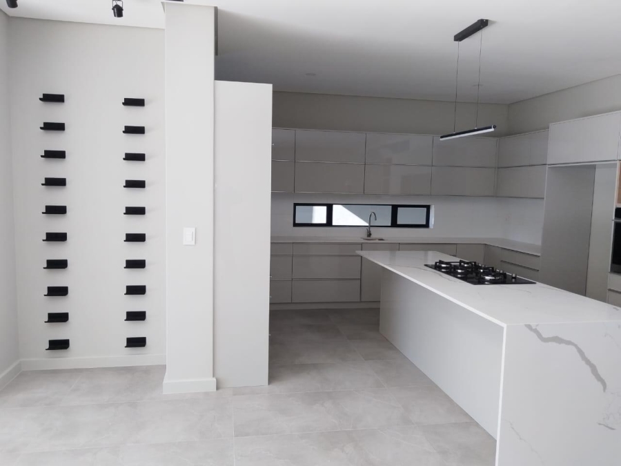 4 Bedroom Property for Sale in Sandown Western Cape